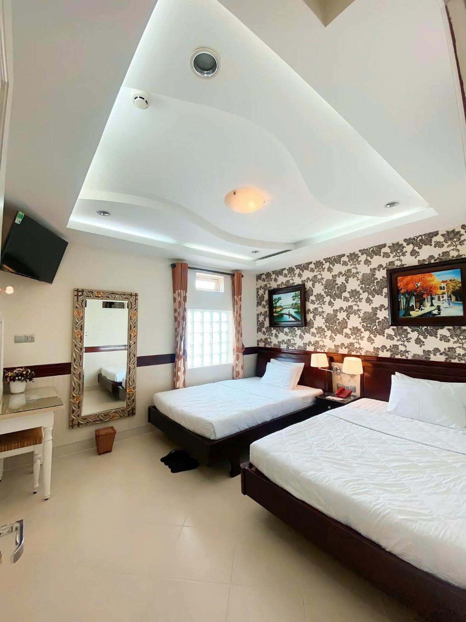 Hoang Thanh Thuy Airport Hotel 2 - Gan Am Thuc Dem Cho Hoang Hoa Tham Ho Şi Min Exterior foto