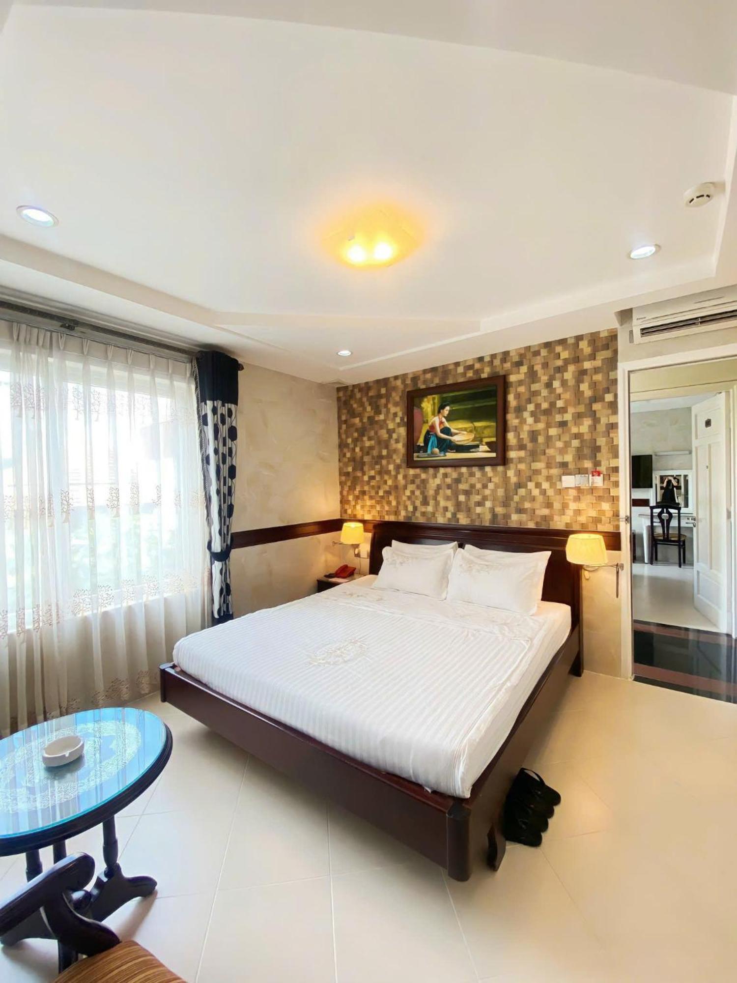 Hoang Thanh Thuy Airport Hotel 2 - Gan Am Thuc Dem Cho Hoang Hoa Tham Ho Şi Min Exterior foto