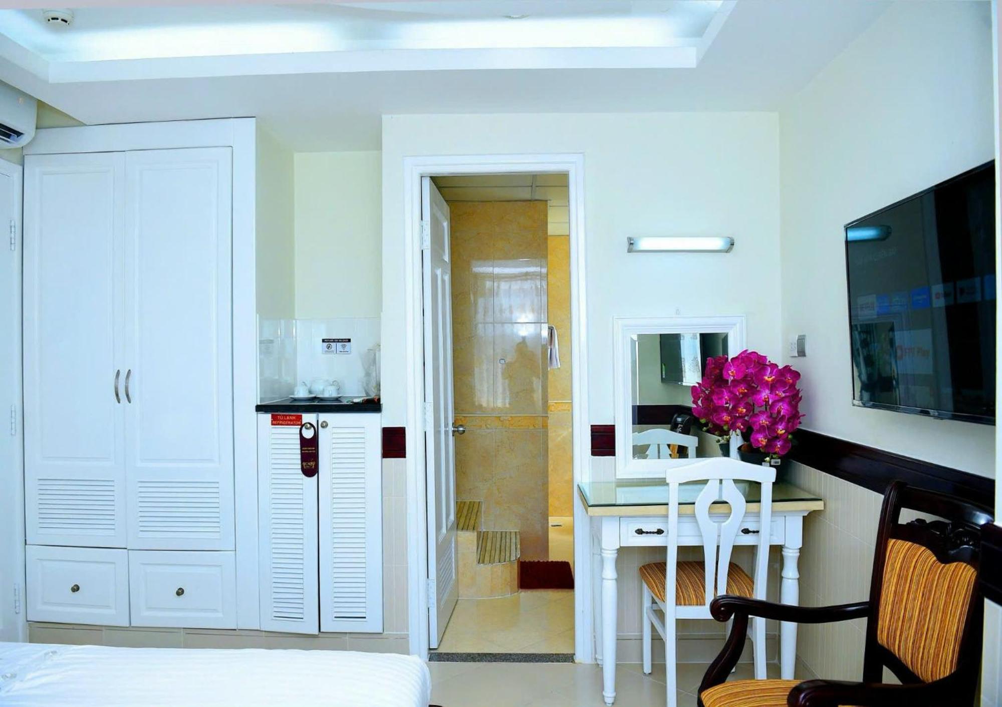 Hoang Thanh Thuy Airport Hotel 2 - Gan Am Thuc Dem Cho Hoang Hoa Tham Ho Şi Min Exterior foto