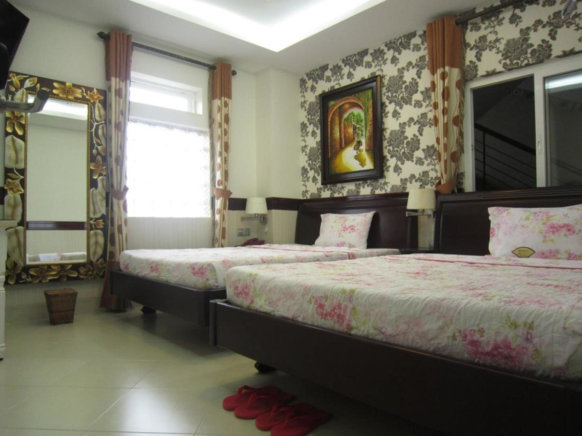 Hoang Thanh Thuy Airport Hotel 2 - Gan Am Thuc Dem Cho Hoang Hoa Tham Ho Şi Min Exterior foto